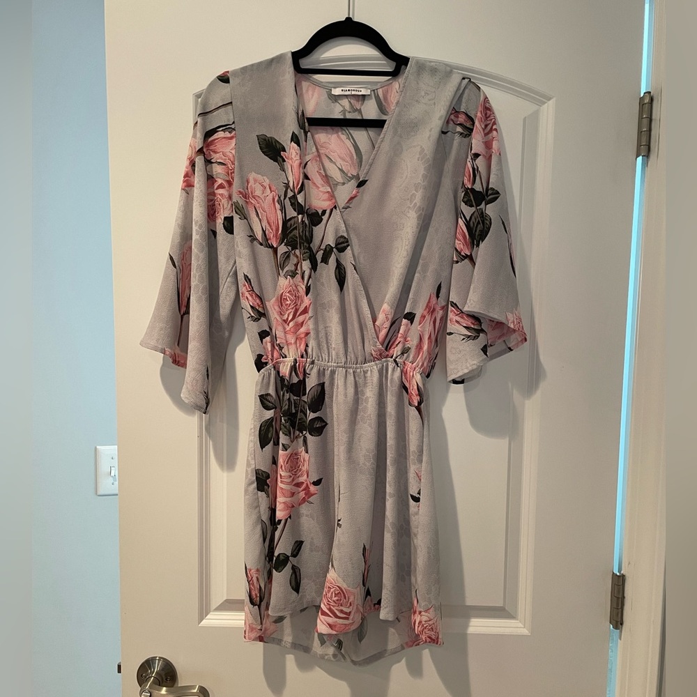 Floral Romper - size S - gently used - color is more light blue than gray